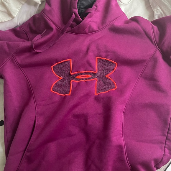 Under Armour Hoodie (Medium) - Picture 5 of 5